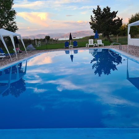 Avra Beach Apartments Lefkimmi  Dış mekan fotoğraf