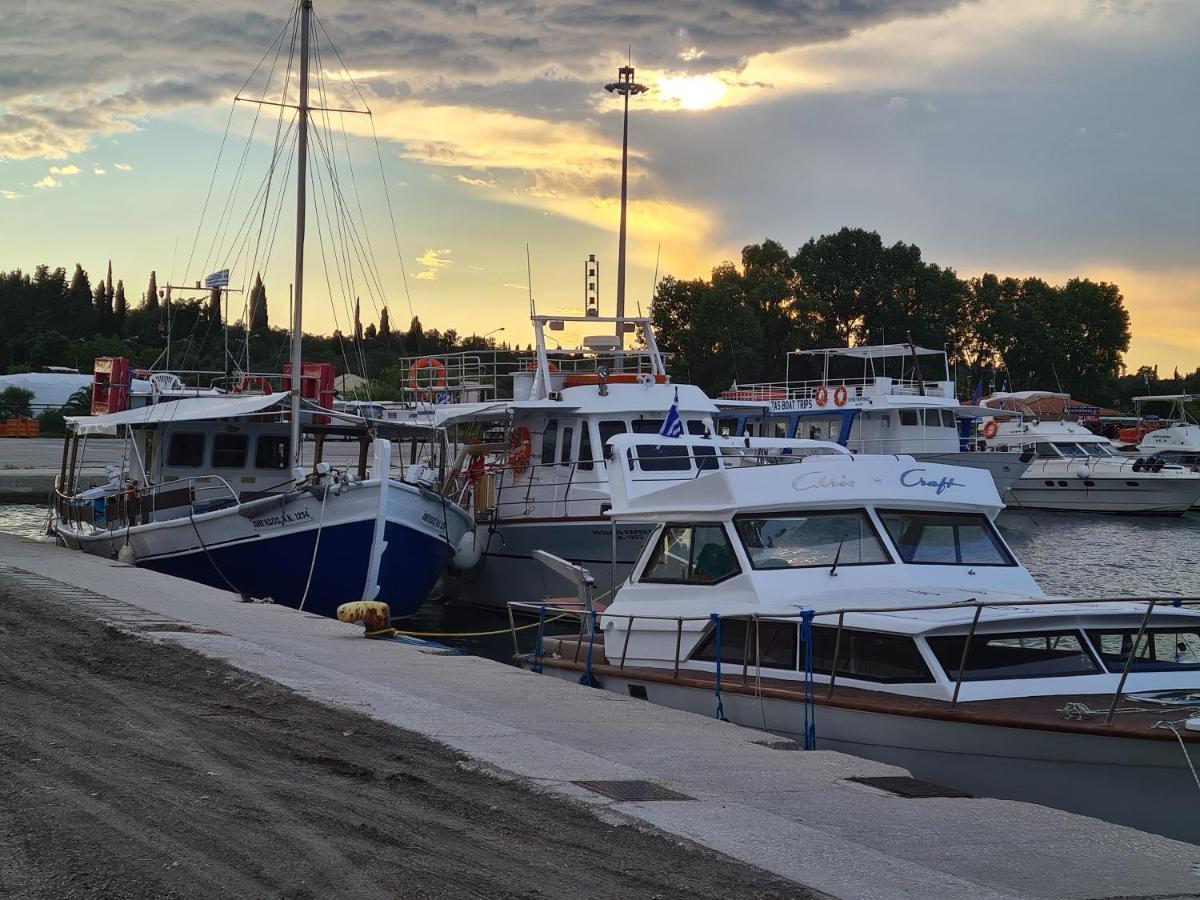Avra Beach Apartments Lefkimmi  Dış mekan fotoğraf